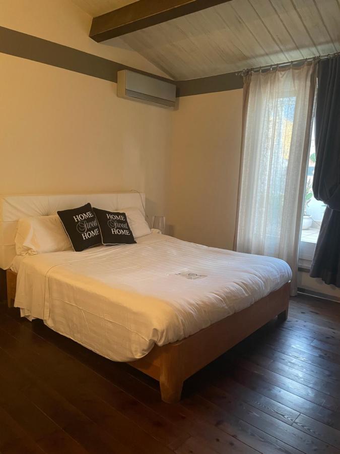 Suite Home Al Centro Di Sassari Exterior photo